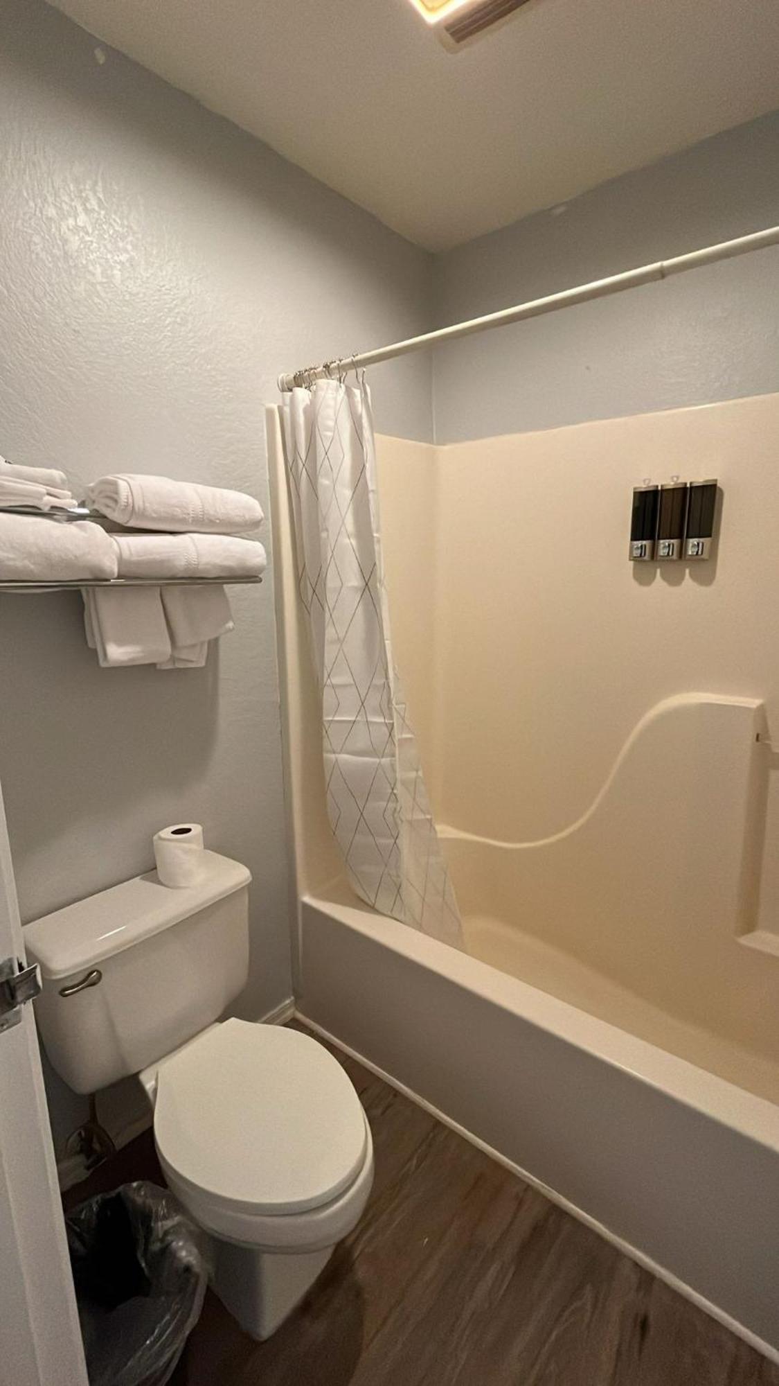 ואלה 82A Grand Canyon South Rim Studio Sleeps 2- Yukon מראה חיצוני תמונה